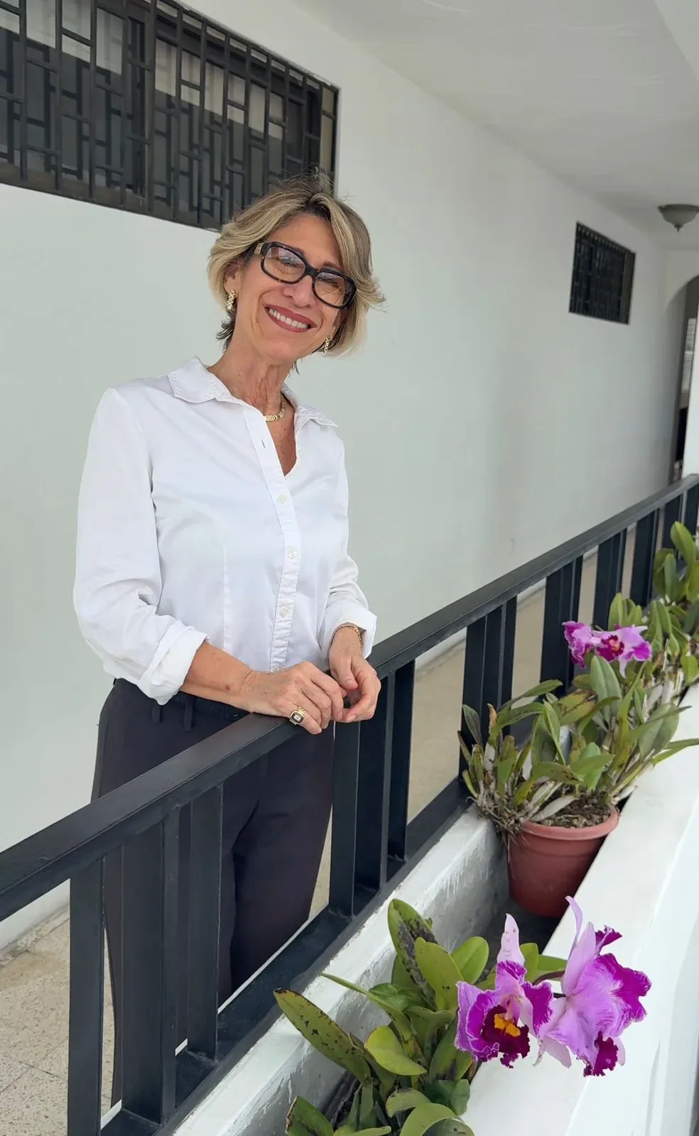 Rosy Navarrete asesorando en una propiedad en Guayaquil